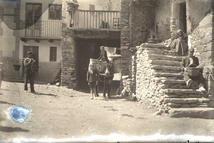 G2.2 - Castellbò - carrer de Sant Joan [Plandolit]
