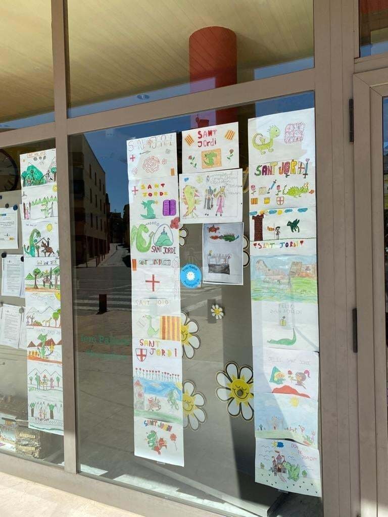 Sant Jordi TRemp 2021 escola