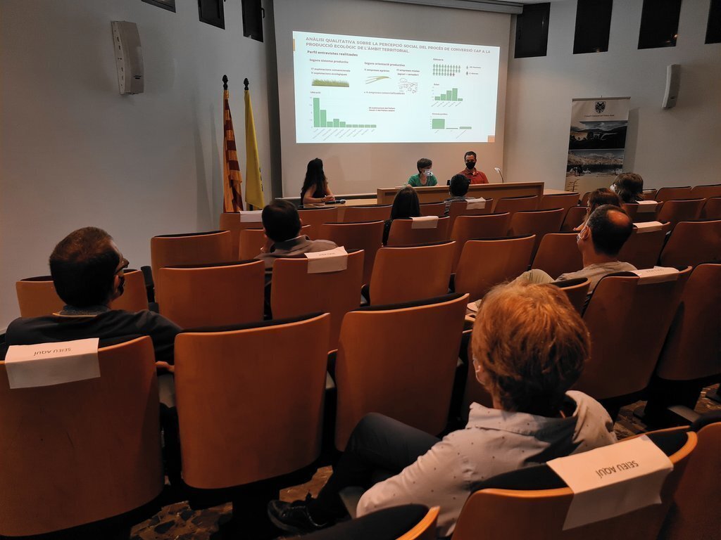 Pla general de la presentació de l'estudi sobre cultius ecològics al Pallars Jussà el 7 de juny del 2021. (Horitzontal)