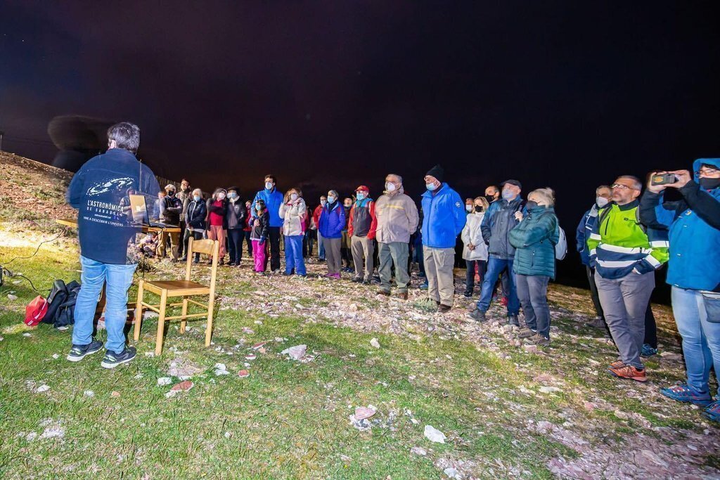 Universitat estiu Ramon Llull Puigcerdà nit estels 2