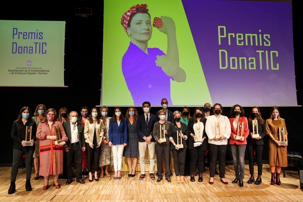 Premis Dona TIC foto de família