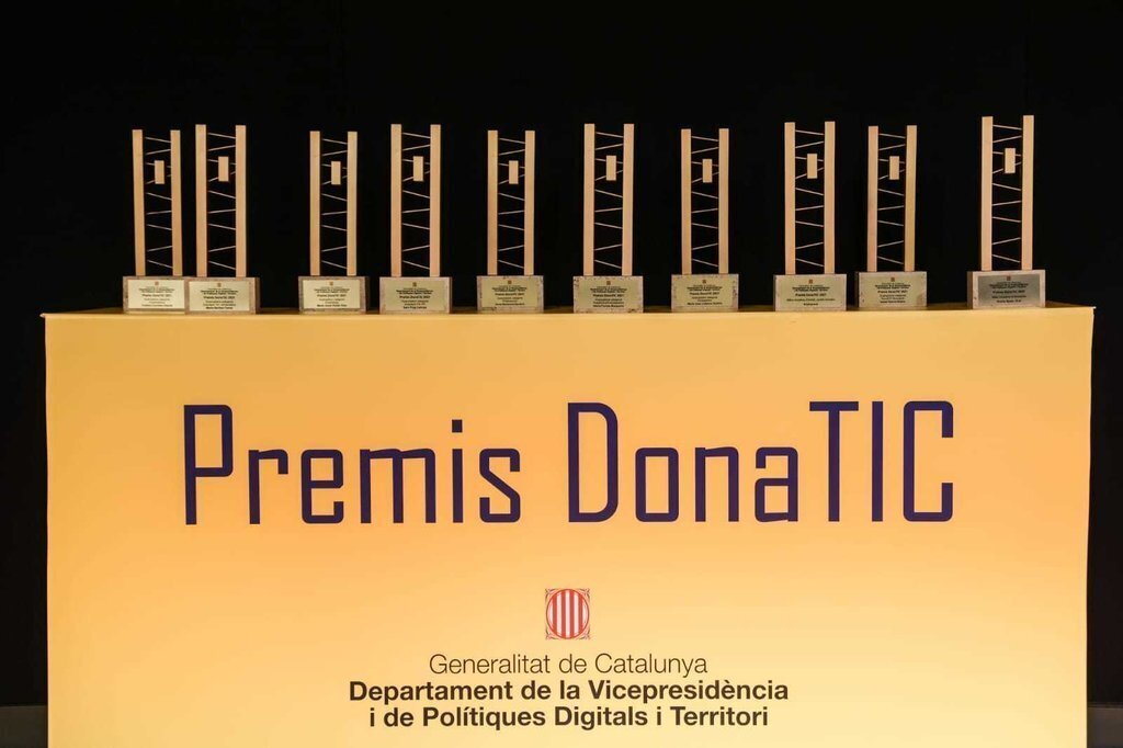 Premis Dona TIC