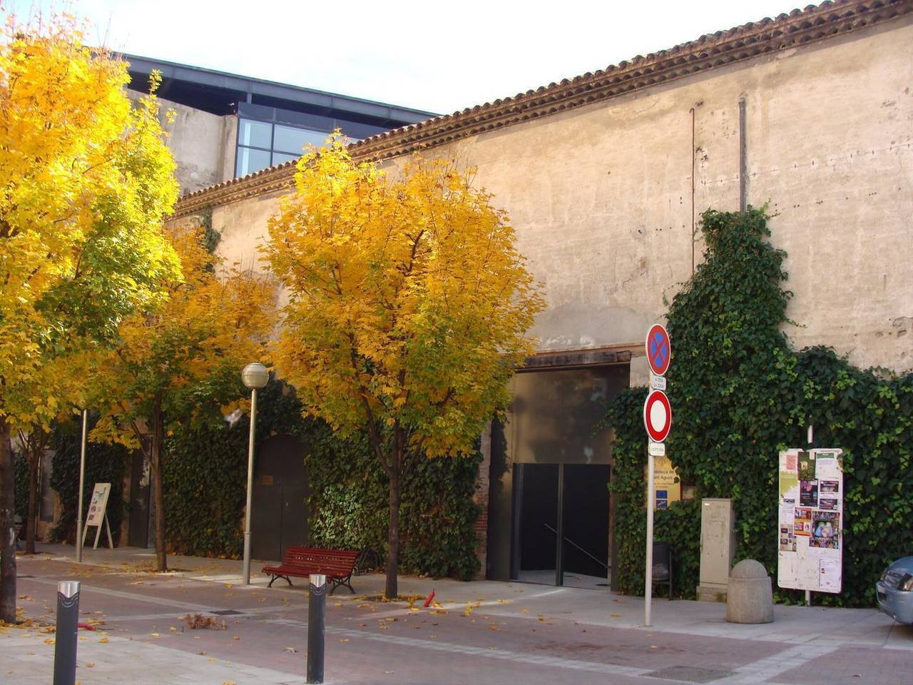 Biblioteca de Sant Agustí de la Seu d'Urgell exterior
