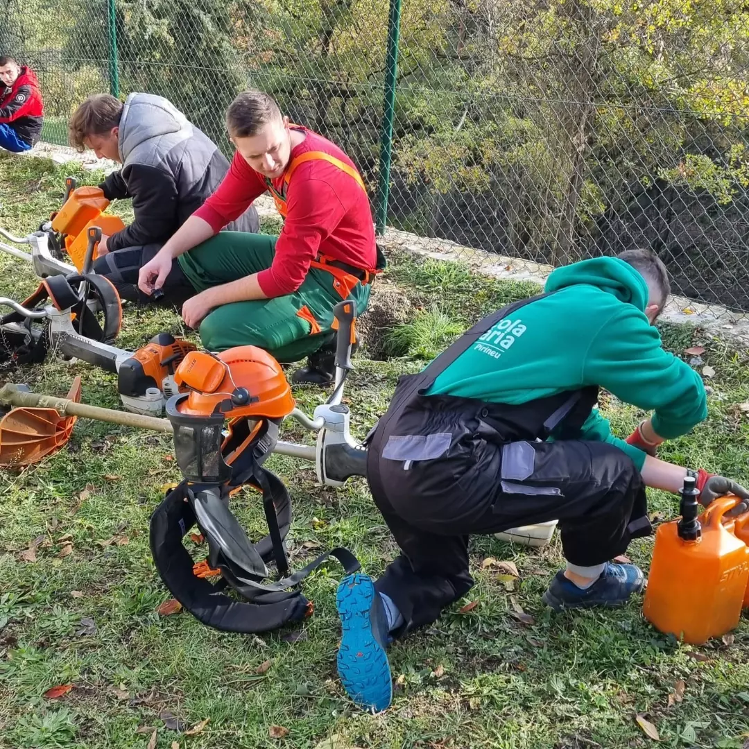 Foto_EA Pirineu - Preinscripcions 3