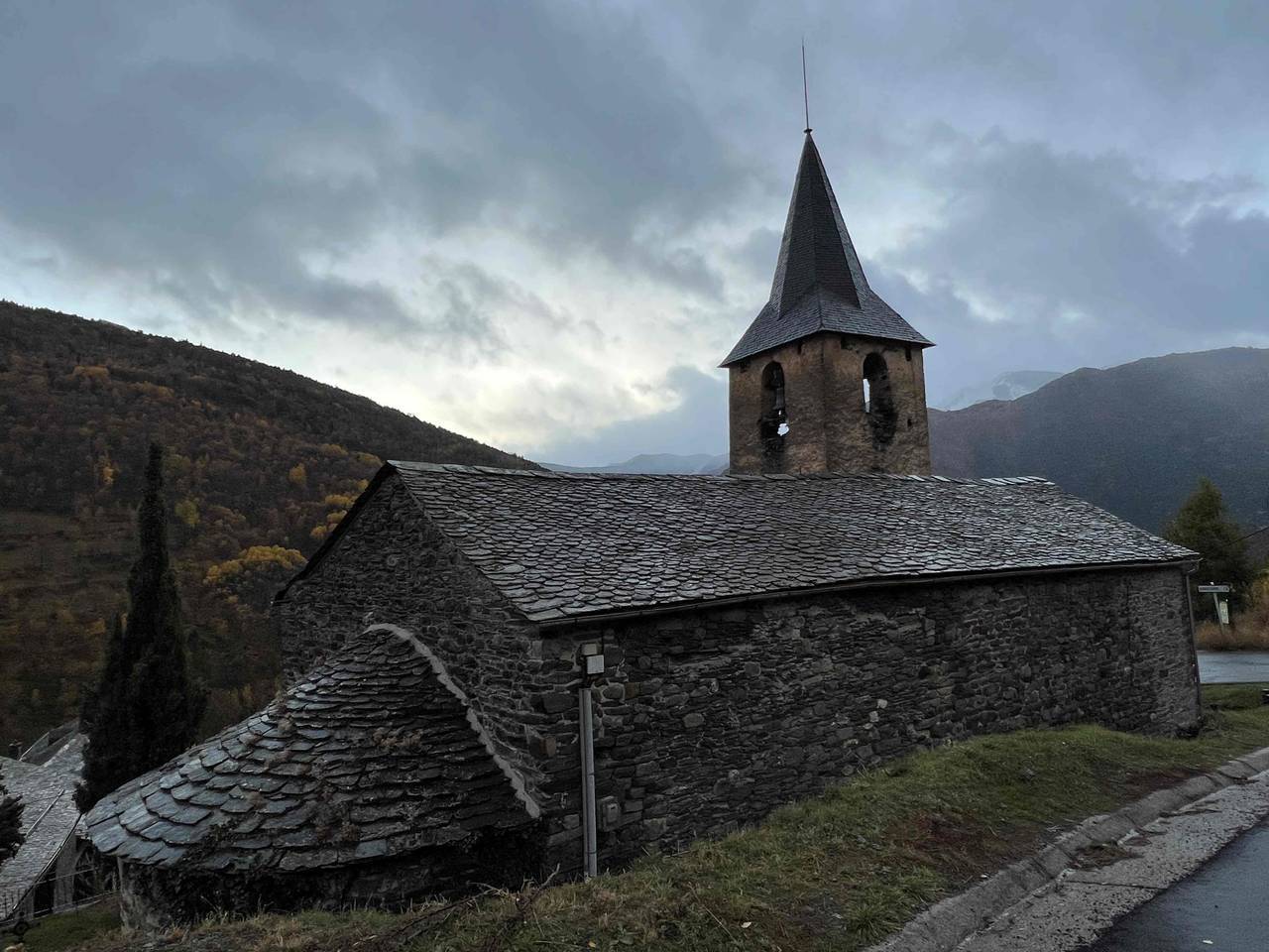Santa Maria de Ginestarre Marta Lluvich