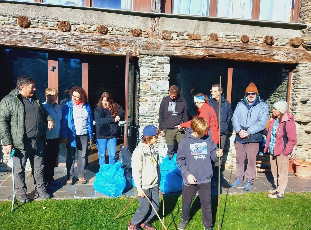 Neteja la Torrassa voluntariat 1