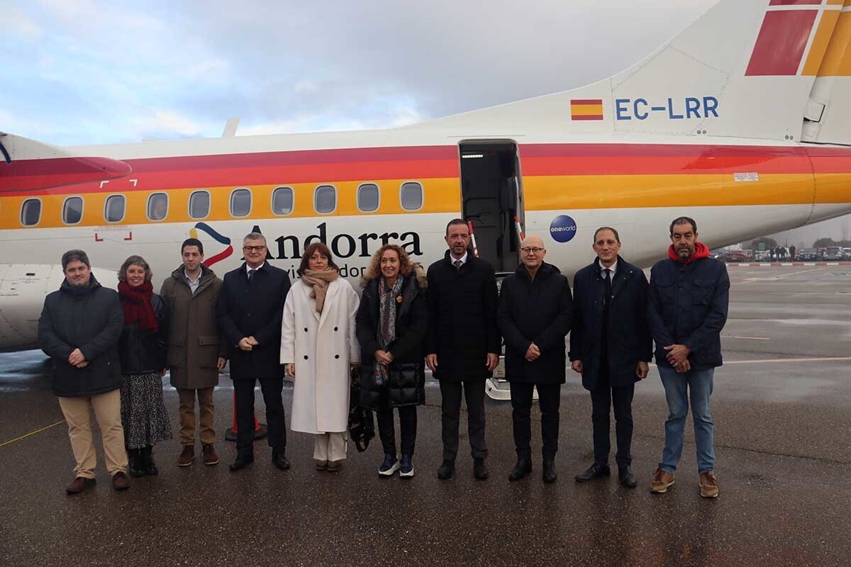 autoritats-la-seu-palma-avio-aeroport-acn