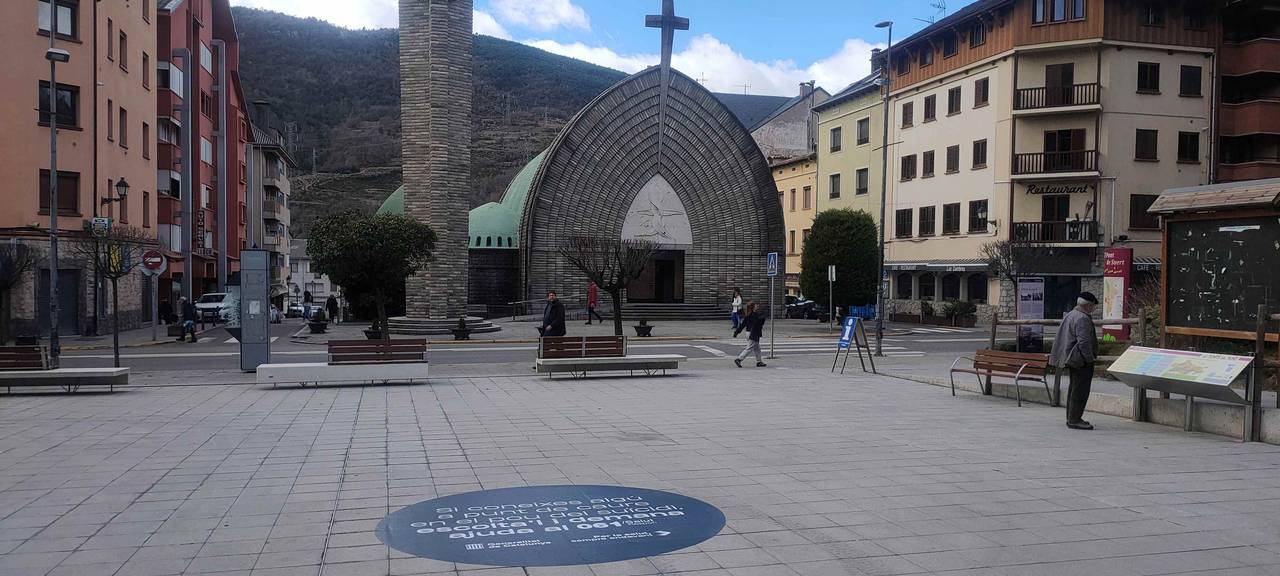 Campanya prevenció suicidi vinil Pont de Suert