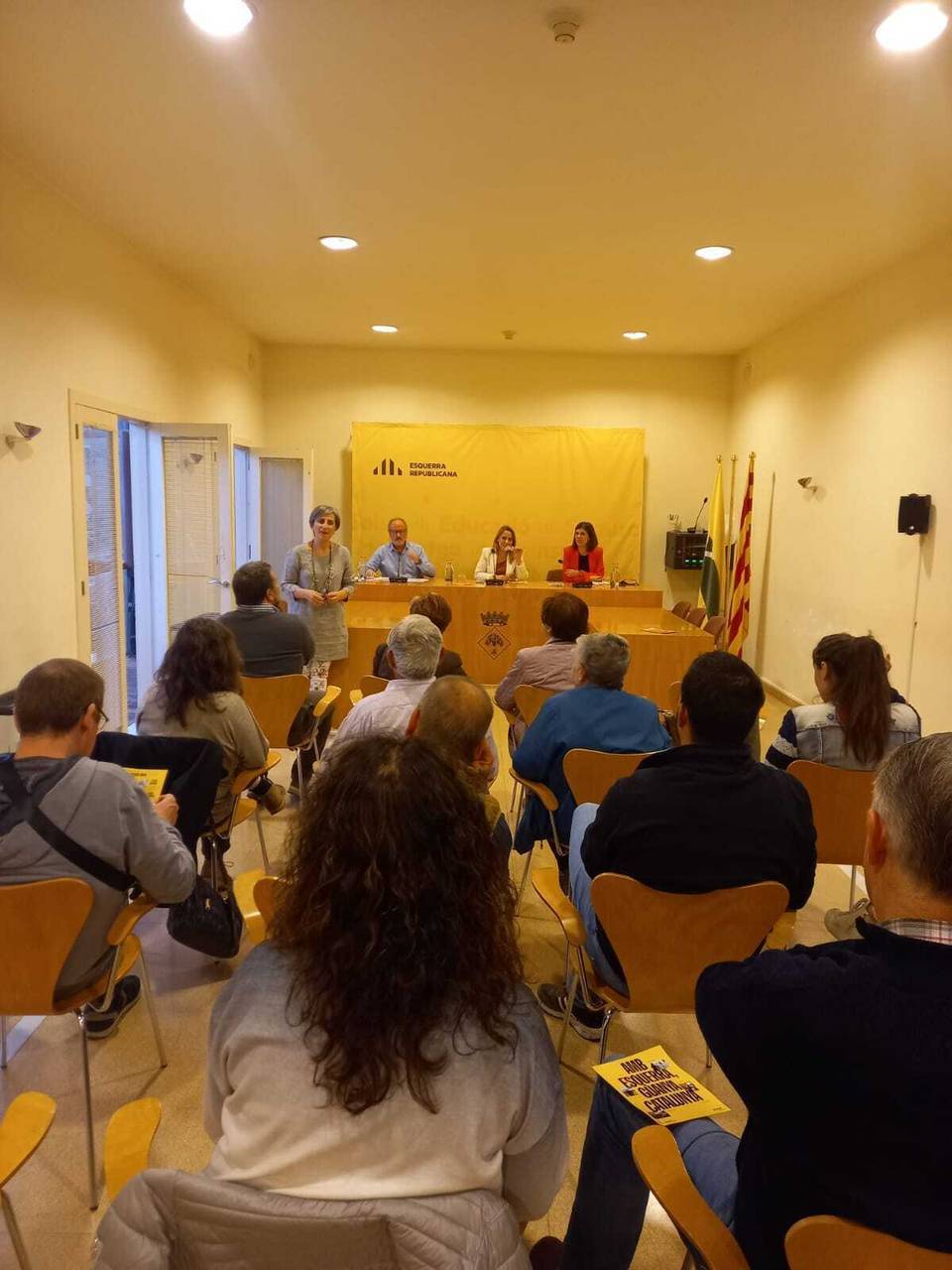 Acte Guanya Catalaunya Oliana amb la Consellera Mas, la cap de llista Marta Vilalta i el candidat de Pirineu Pepe Vidal (2)