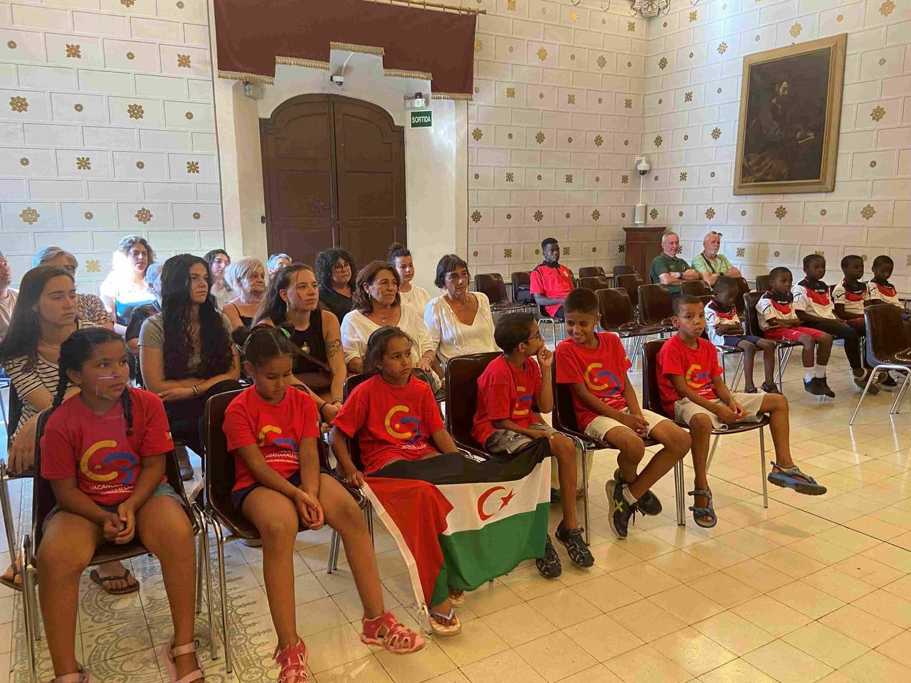 Benvinguda infants sahrauís a l'Ajuntament de la Seu 2