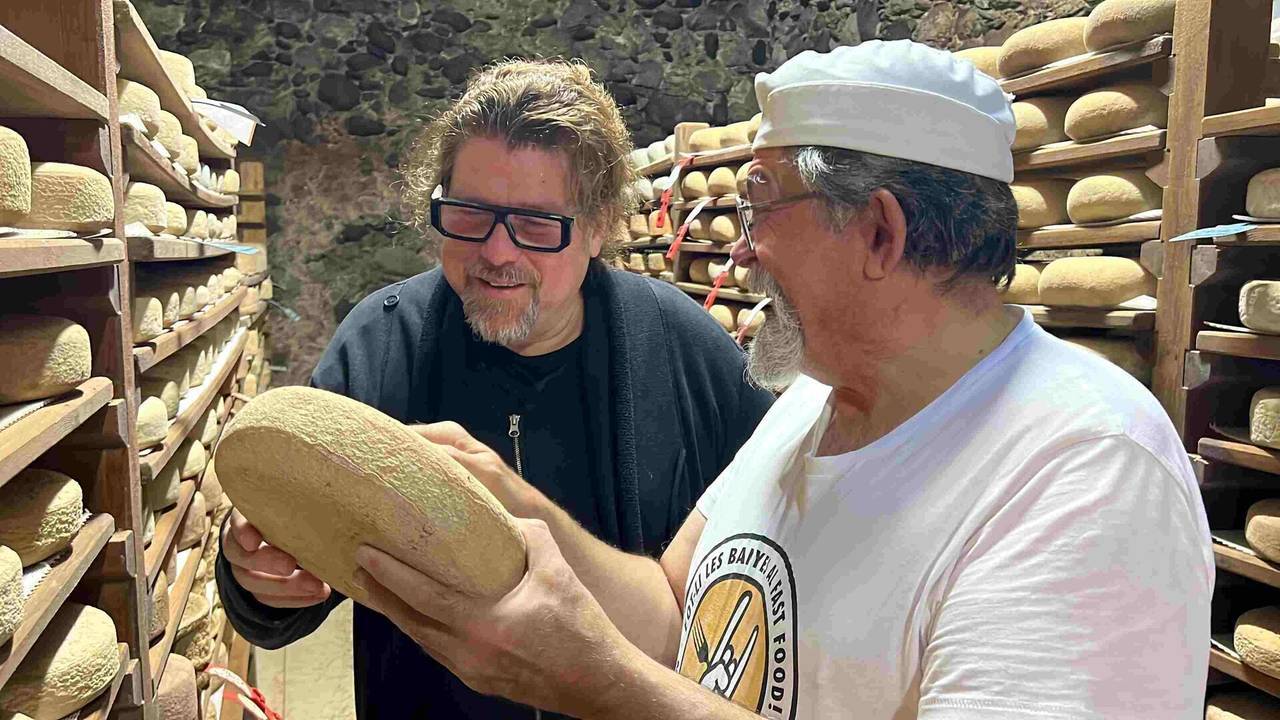 La Felicitat 3