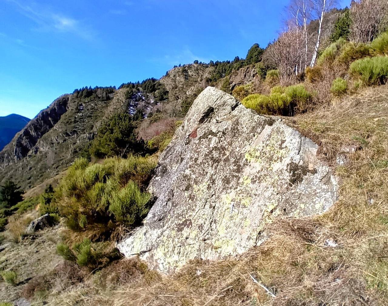 Roca_encantada_Foto_JordiCasamajor_PatrimoniCultural