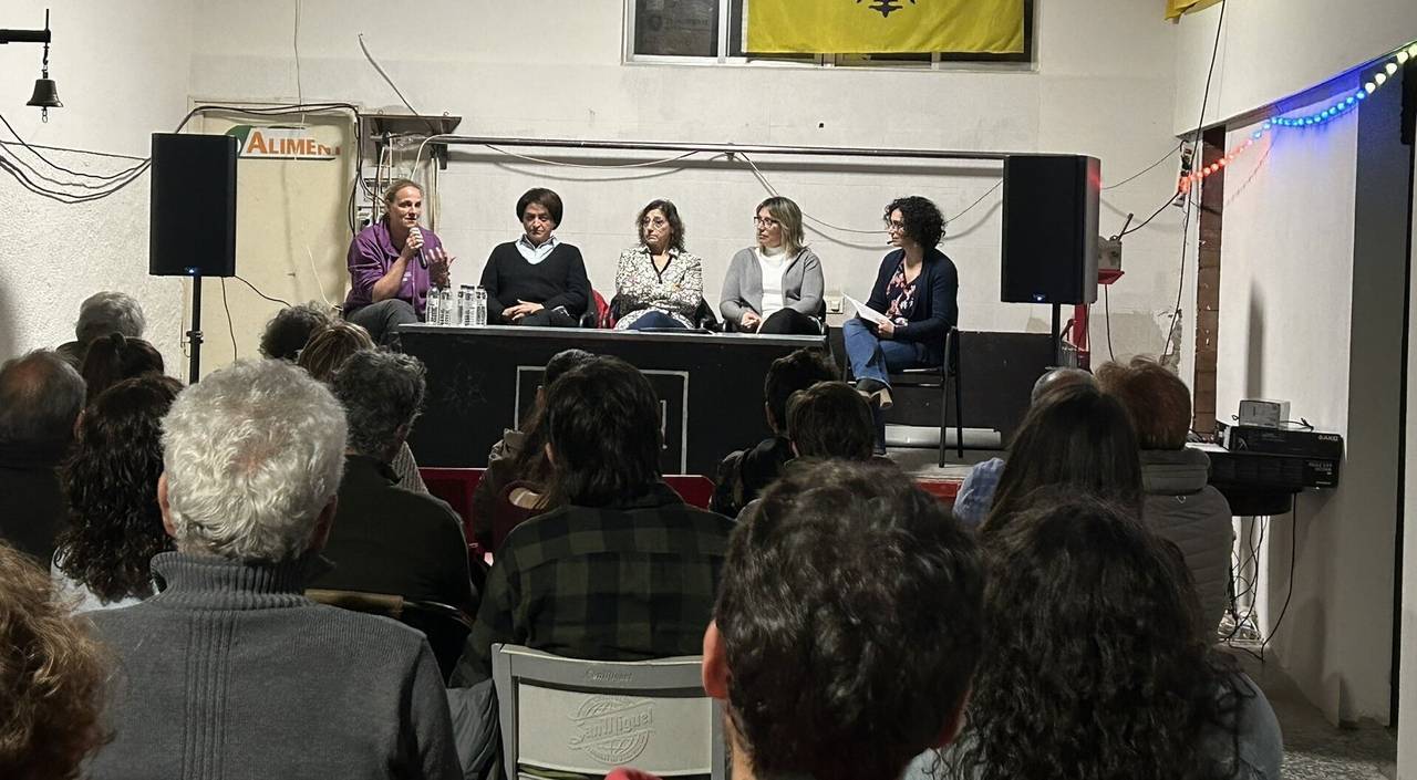 Ateneu Pallars 8M dones pageses