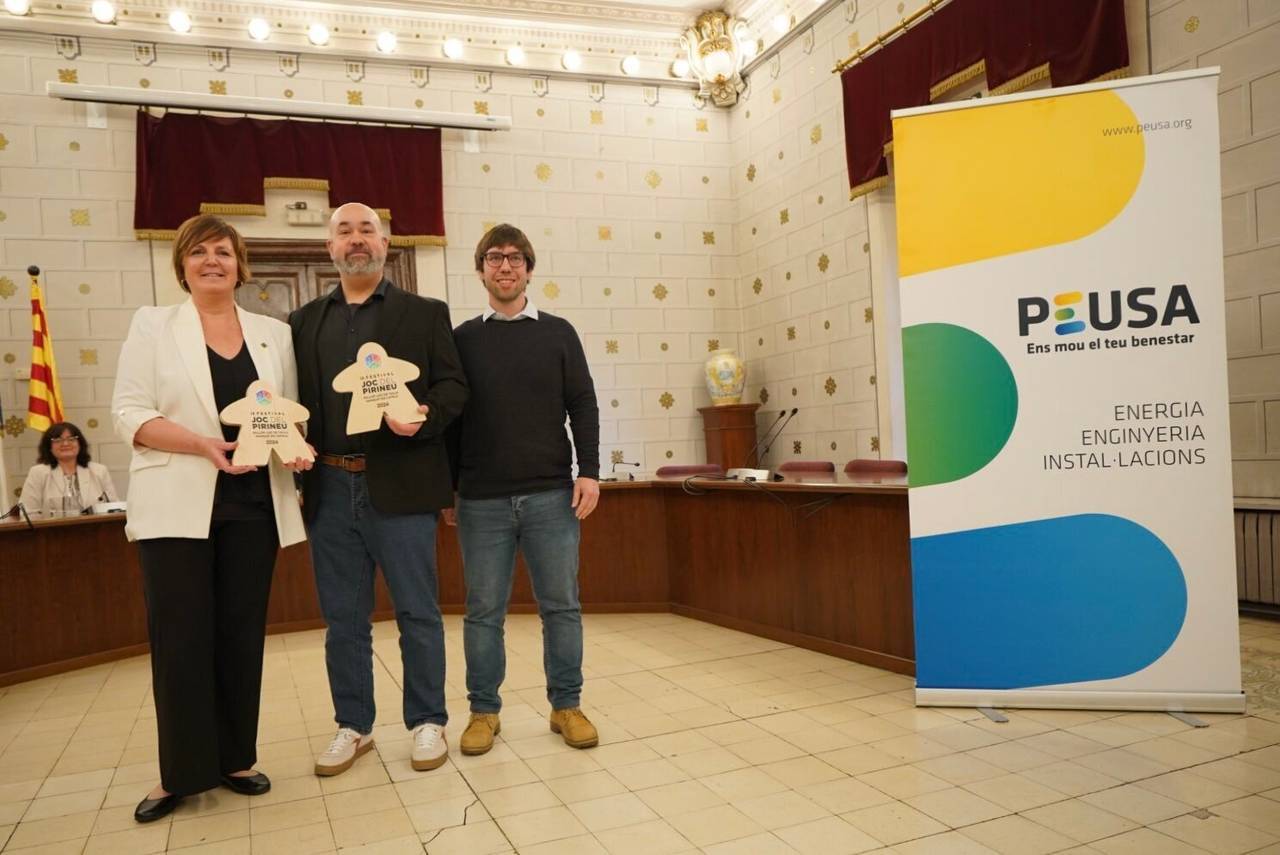 Premi millor joc avançat en català