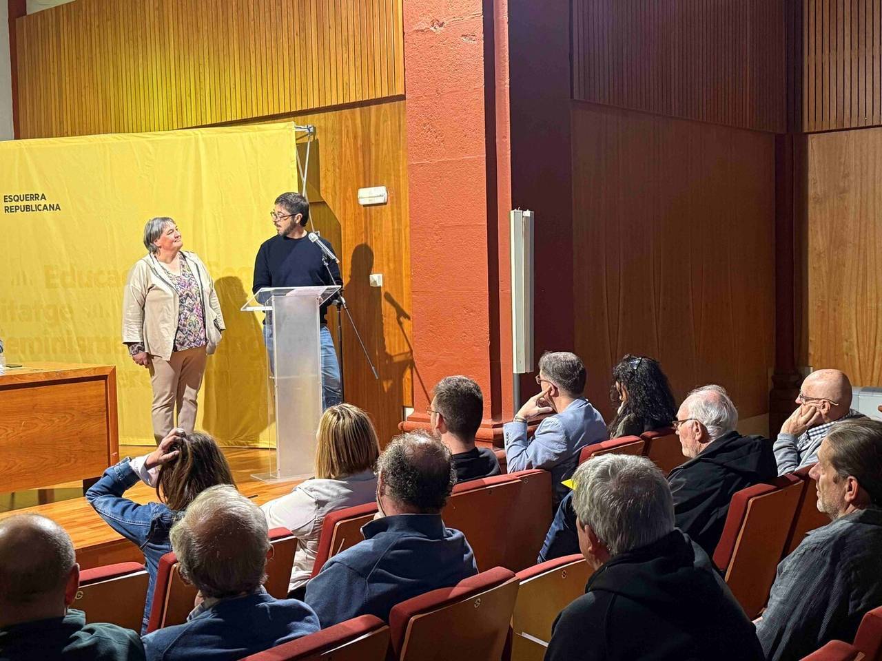 Roser Bombardó Congrés Regional ERC 2