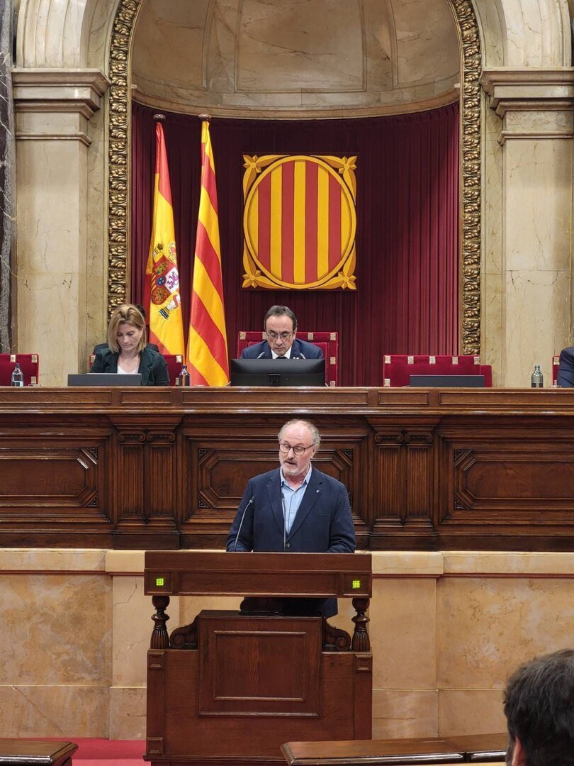 El diputat Pepe Vidal durant una intervenció al Parlament