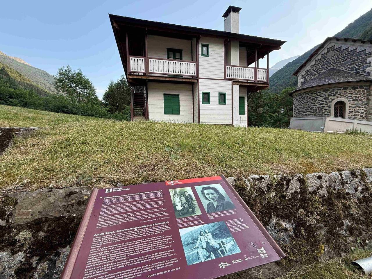 Conxita Grangé Espui casa 2