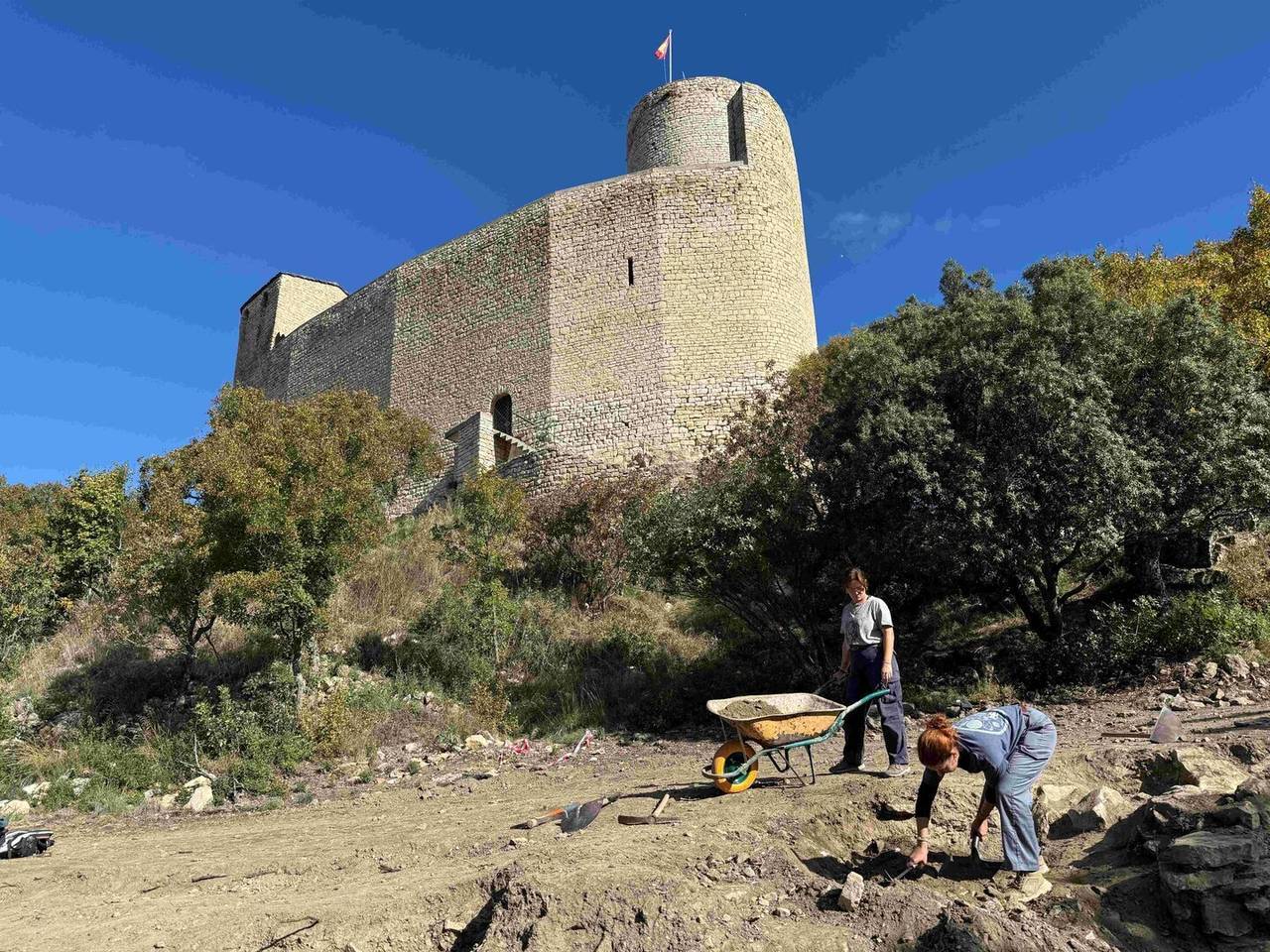 Castell de Mur excavació 1