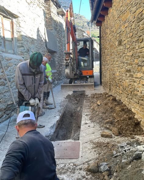 Llessui obres aigua potable 1