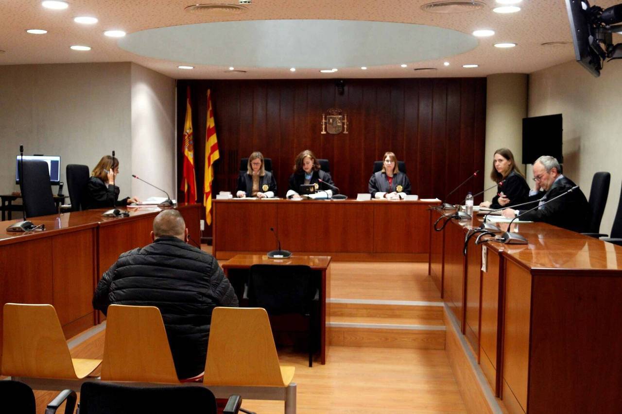 condemnat abús sexual Aran 3