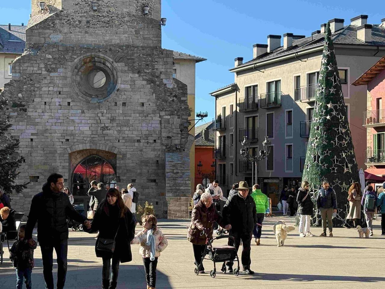 Puigcerdà Plaça Santa Maria FS