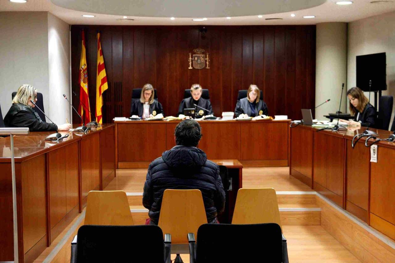 condemnat tocaments estació la Pobla 2