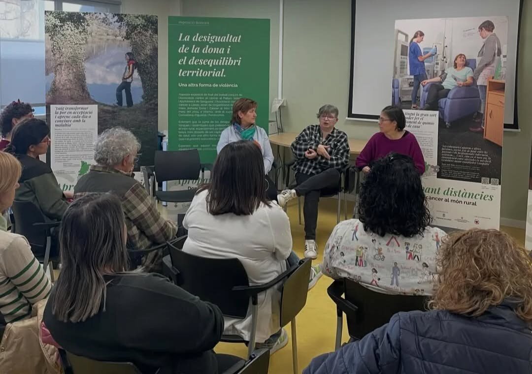 exposició Dona i càncer presentació al CAP de la Seu