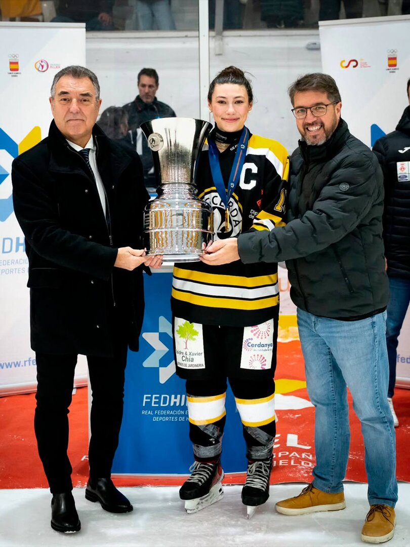 Club gel Puigcerdà femení campió de lliga 3