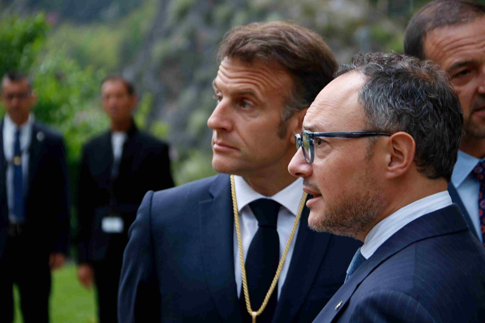 Macron 1
