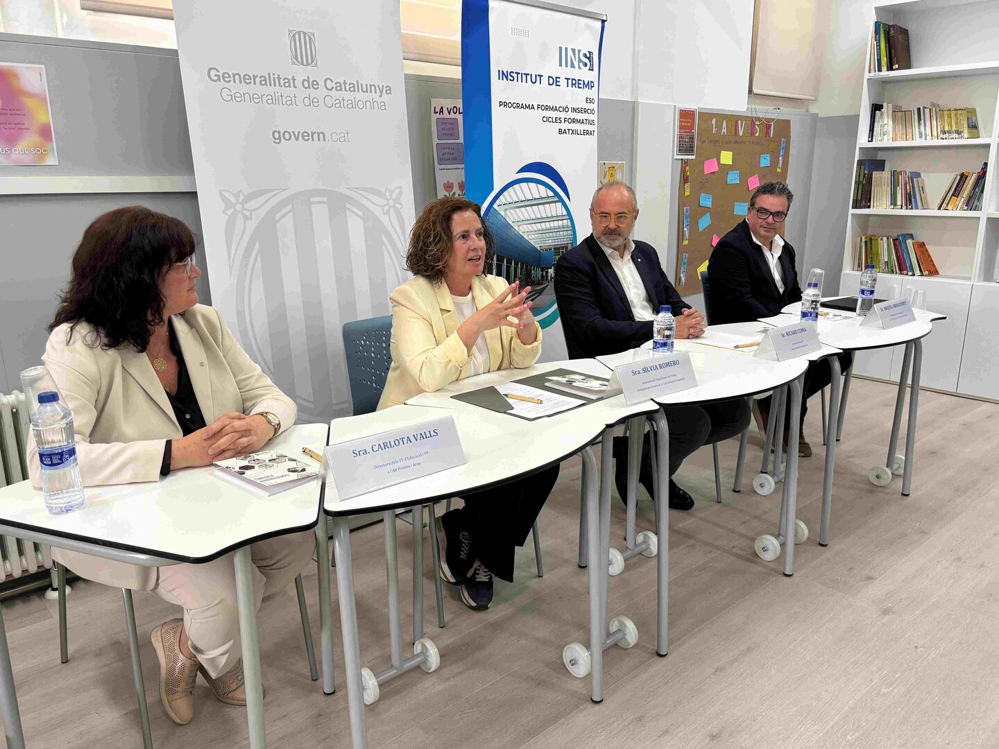 Institut de Tremp Itinerari Formatiu Específic d'Auxiliar en vendes