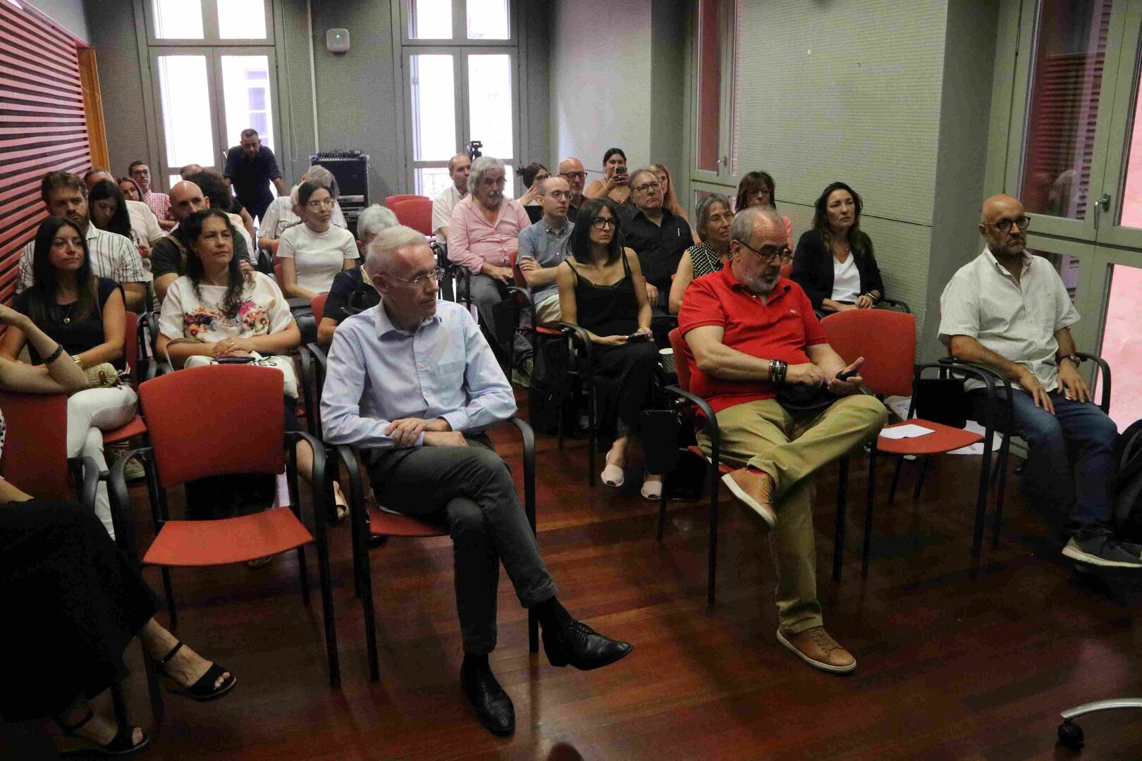 ESCAT MEDIA PRESENTACIÓ 2