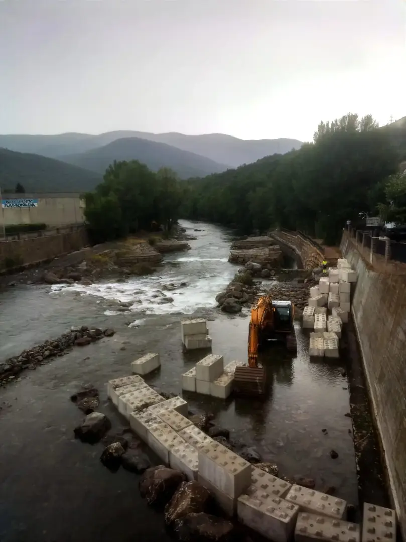Obres Estadi Noguera Pallaresa a Sort